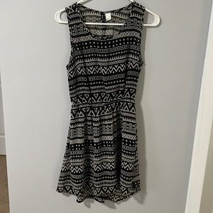 Patterned black and white dress from H&M
